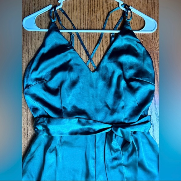 NEW Aakaa Emerald Green Jumpsuit Wide Leg - Picture 3 of 10